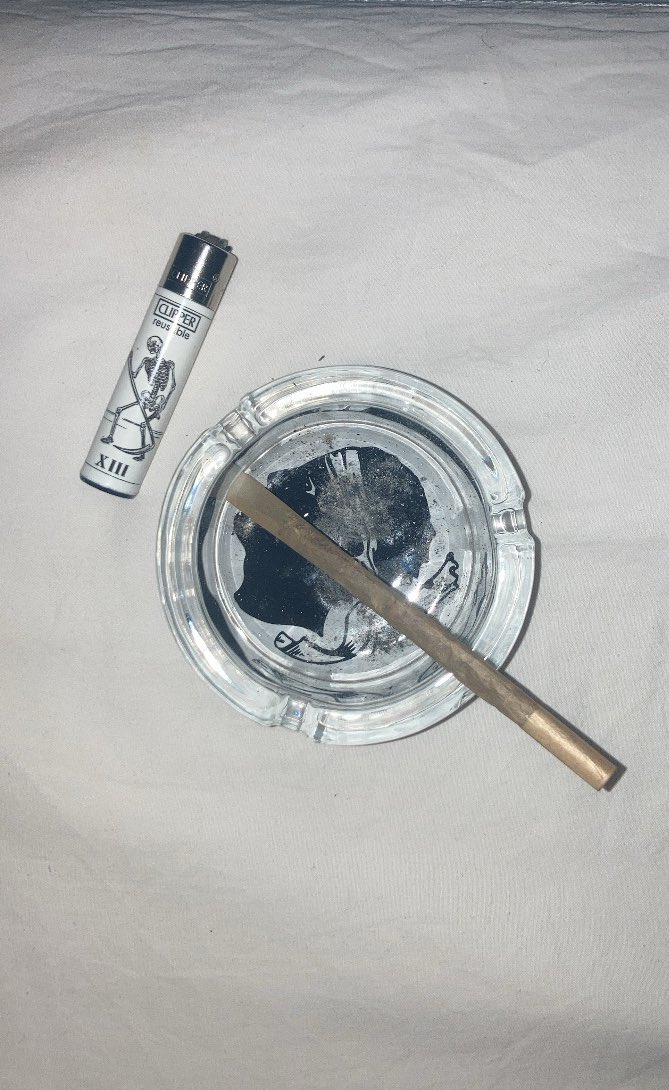 escargodzilla's tweet image. #cliente