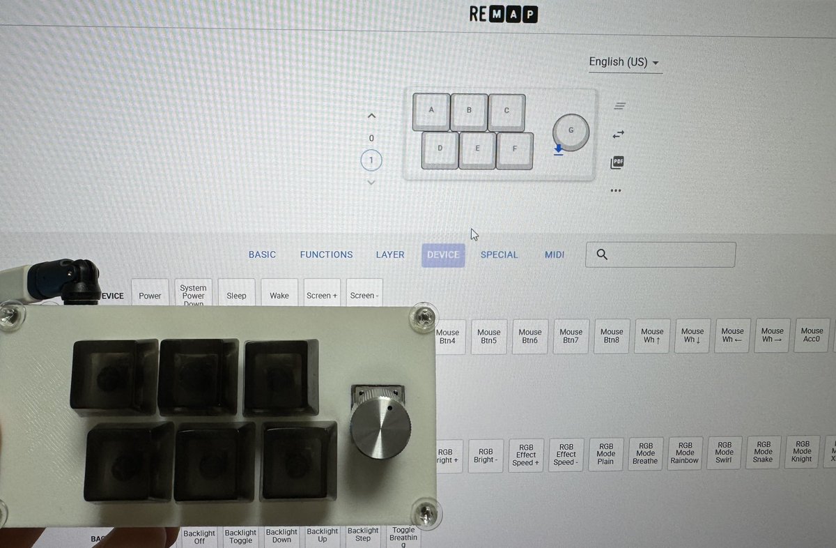 Iovesophy's tweet photo. Remap 対応もできた〜
一旦完成、練習機だったけどレポート執筆用に使う予定なので papertools と名付けた。
一通り流れが掴めたので次は前から欲しいなと思ってた 40 パーセントの分割キーボード作りたい〜
#Remap #自作キーボード https://t.co/wpND4iiCVN
