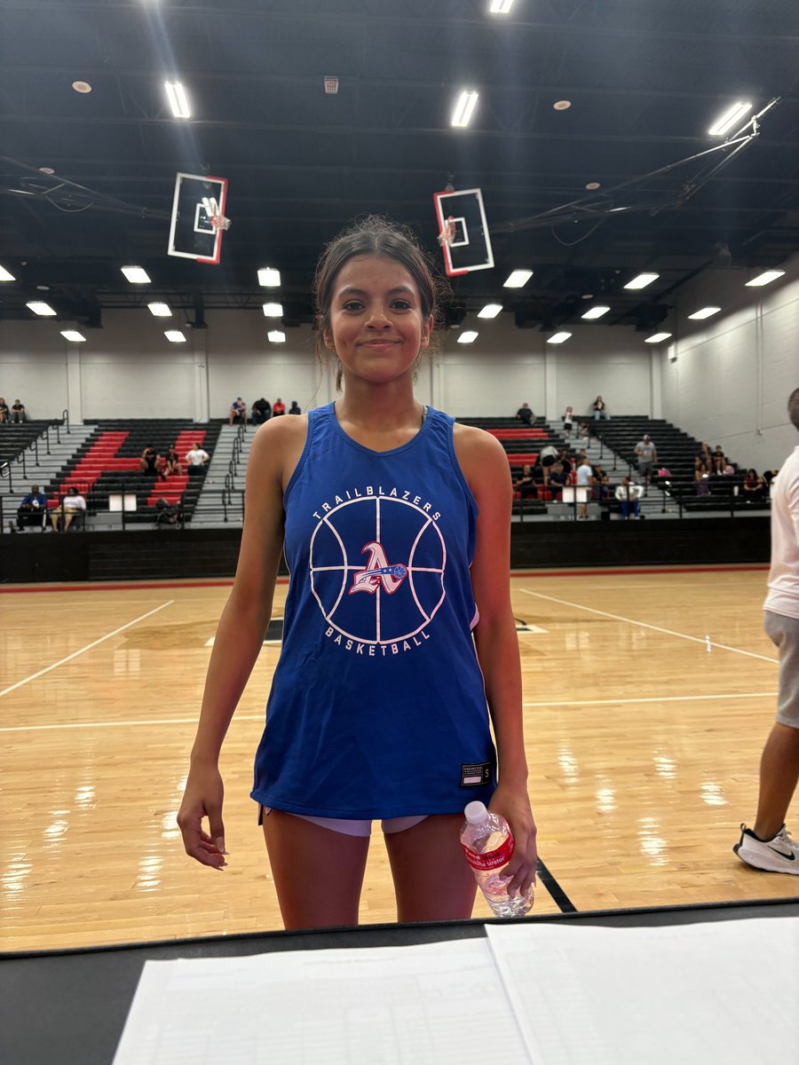 Player of the Game!!
Americas vs Eastlake
Jaedyn Herrera
Americas, #5
2026, 5'2, G
13 Points