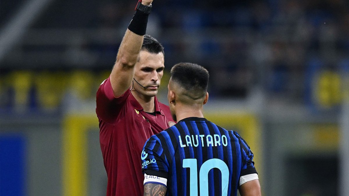 InterOaktree's tweet image. 1&apos; inter torino arbitro La penna falli a favore dell&apos; #Inter fischiati contro

2&apos; inter udinese arbitro Marchetti rigore inesistente contro -1 punto

3&apos; #JuventusInter arbitro #colombo 
fallo non fischiato -1 punto 

Siamo tre giornate ci hanno rubato già 2 punti 

Calciopoli 2.0