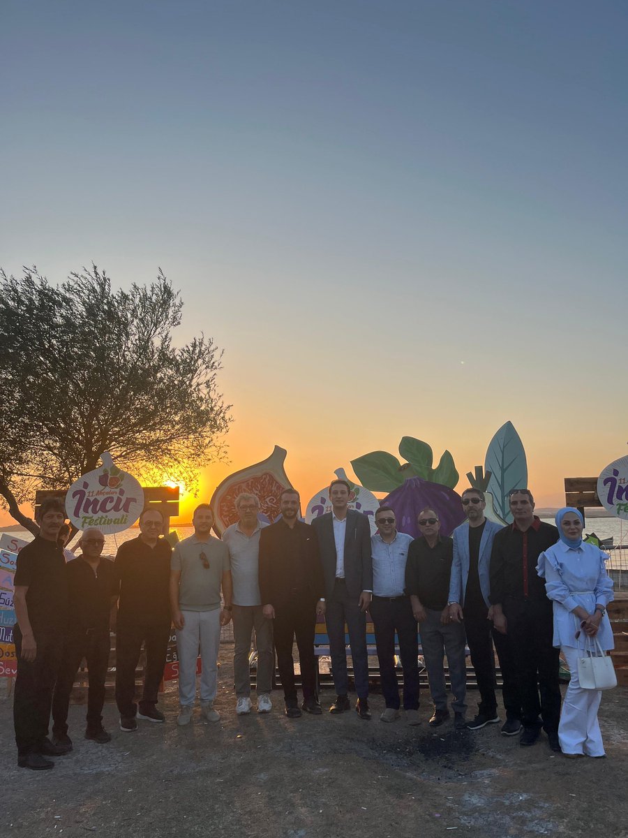 Anahtar Parti olarak Bursa Nilüfer İlçe Teşkilatımız ile birlikte 11.Akçalar İncir Festivali'ne katılım sağladık. 

<a href="/Apartinilufer/">Anahtar Parti Nilüfer İlçe Başkanlığı</a>
#anahtarparti