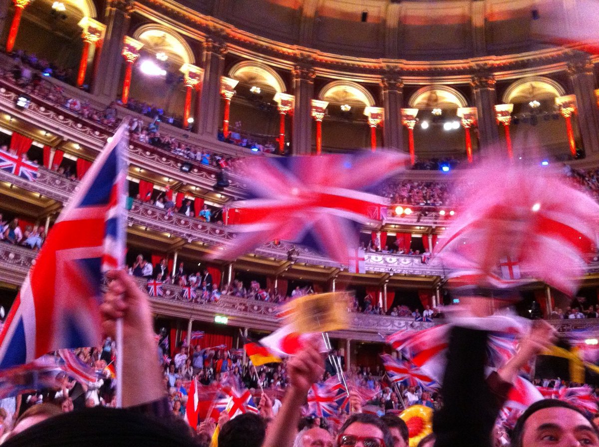 Wonderful to listen to #LastNightOfTheProms yesterday. At times amusing, at times quite moving. 
A challenge to find it since #BBC has *blocked* <a href="/BBCSounds/">BBC Sounds</a> in Canada 🇨🇦. I miss the inimitable host <a href="/PetrocTrelawny/">Petroc Trelawny</a>
#proms