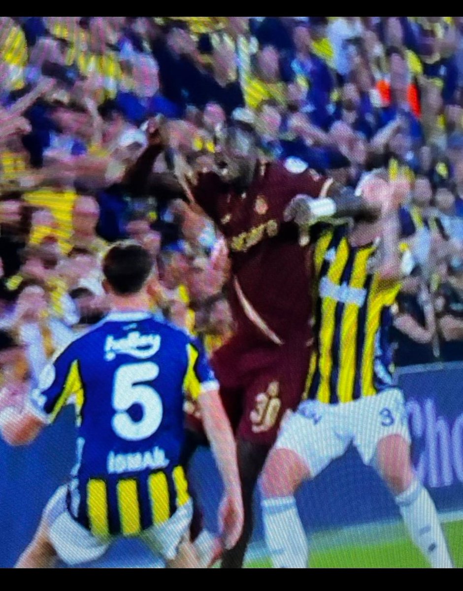 MahmutTu1988's tweet photo. Şu iki pozisyona itiraz edenin amini cigerini sikeyim #KadıköydeKaraGece https://t.co/nZVUv7D1Ua