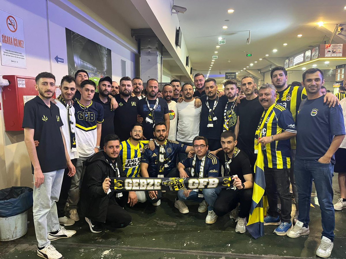 GEBZE GFB (@gebze_gfb) on Twitter photo FENERBAHÇE’mizi t*abzonspor karşısında yalnız bırakmadık. FENERBAHÇE’mizi t*abzonspor karşısında yalnız bırakmadık.