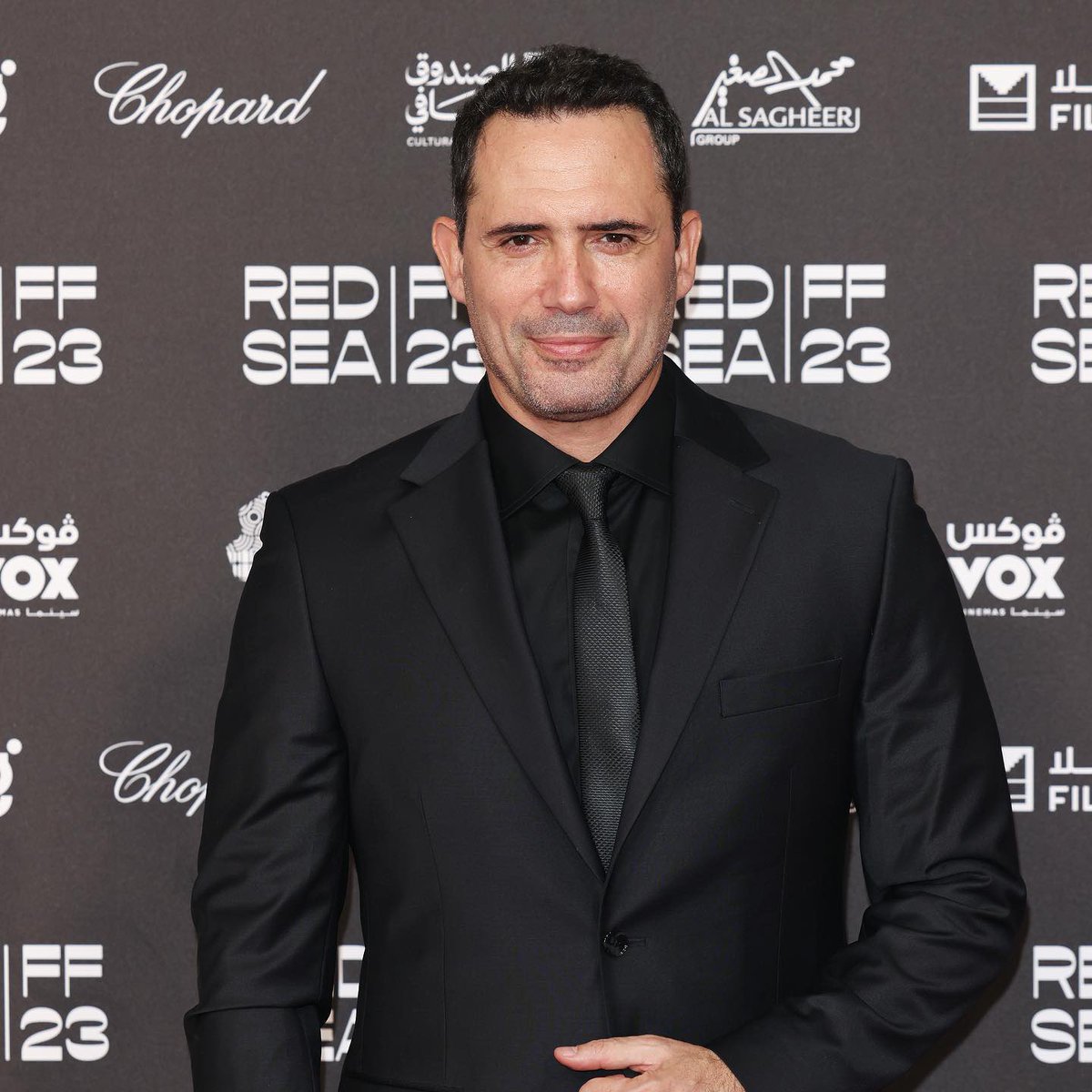 يعكف النجمان #نادين_نسيب_نجيم و #ظافر_العابدين في الوقت الحالي على انتهاء التحضيرات النهائية لمسلسلهما المقرر طرحه في الماراثون الرمضاني المقبل 2026 على شاشات MBC.

يدخلان النجمين نادين نسيب نجيم وظافر العابدين استوديوهات التصوير في نهاية شهر أكتوبر المقبل، استعدادًا لطرح العمل