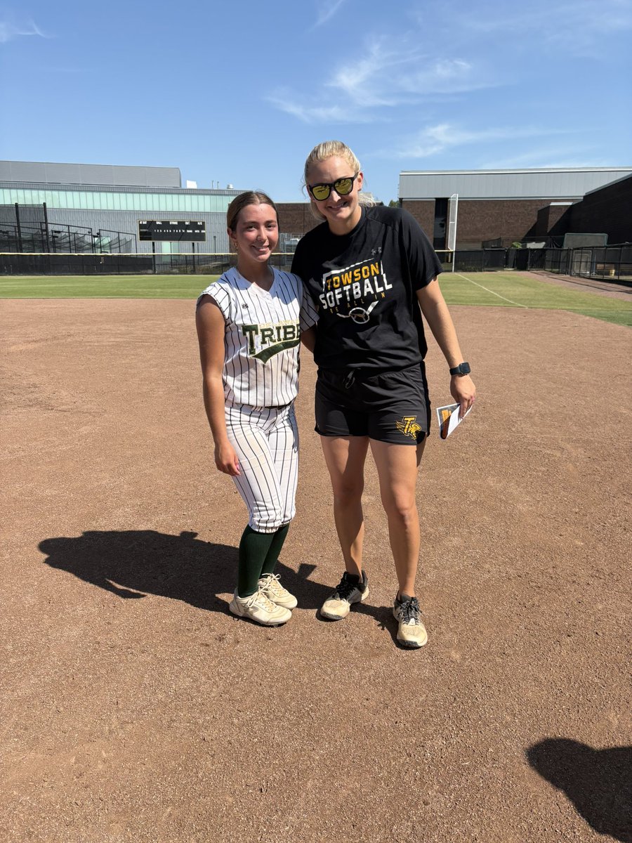 esworthyhayden5's tweet photo. Had such a great time at the Towson prospect camp this morning!! Huge thank you to the coaches and players who ran the camp !!
@TUSBCoachCoz @Towson_SB @SDHS_sb @KurtzScott1 https://t.co/YtUEKNbBRm