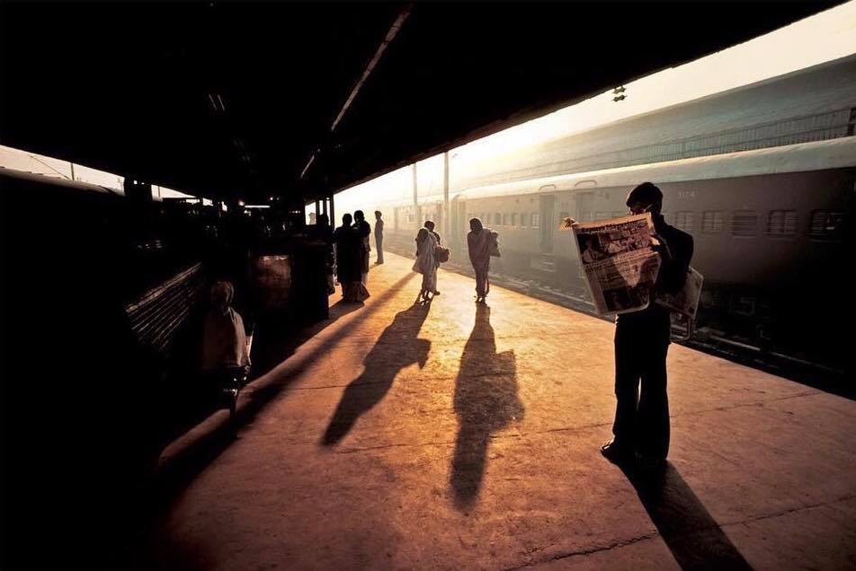 "The degree of one's emotions varies inversely with one's knowledge of the facts."

Bertrand Russell

📷Steve McCurry
