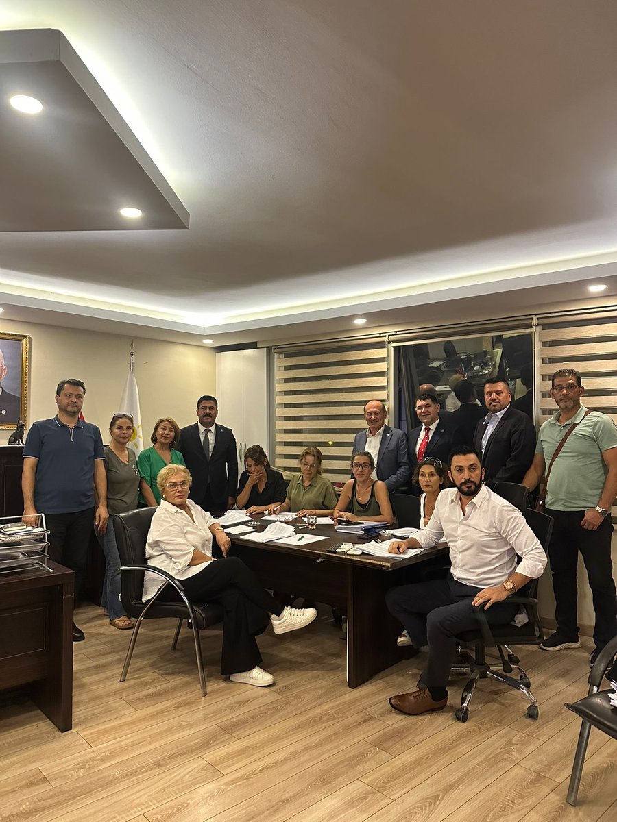 📍Çekmeköy

Delege seçim çalışmalarımız devam ediyor.