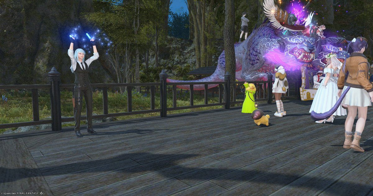aoiffxiv's tweet photo. #とある裁縫師　秋のポートレートセット/生花/コスモス髪飾り
#ボンくじ ミニオンやマウントのくじ！いつも大行列！
#もぶちょ工房 潜水艦/チョコボのぬいぐるみ
#Windybell 金策用潜水艦パーツ

#FF14 #青天市 📷Photo by #FF14CCC https://t.co/i9jyozSYLJ
