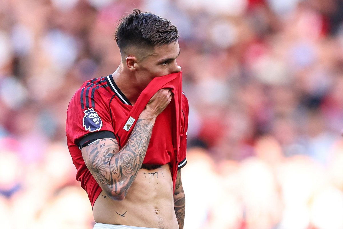 4 Match
4 Laga
4 Pertandingan
 
Benjamin Šeško nih bos! 🔥😈