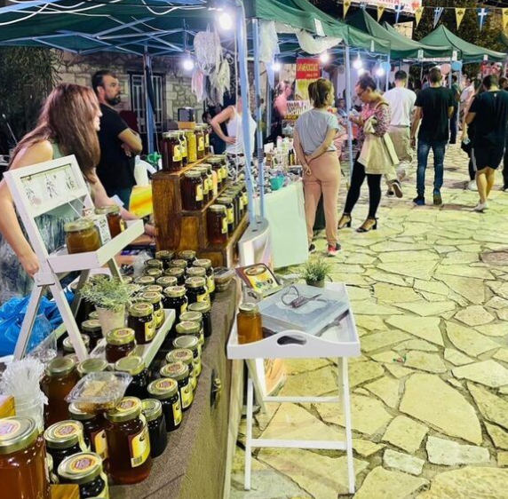 Χαλανδρίτσα: Ρεκόρ εμπορικών συμφωνιών και τζίρου στην Αγροτική Έκθεση -  dete.gr/agrotiki-ekthe…