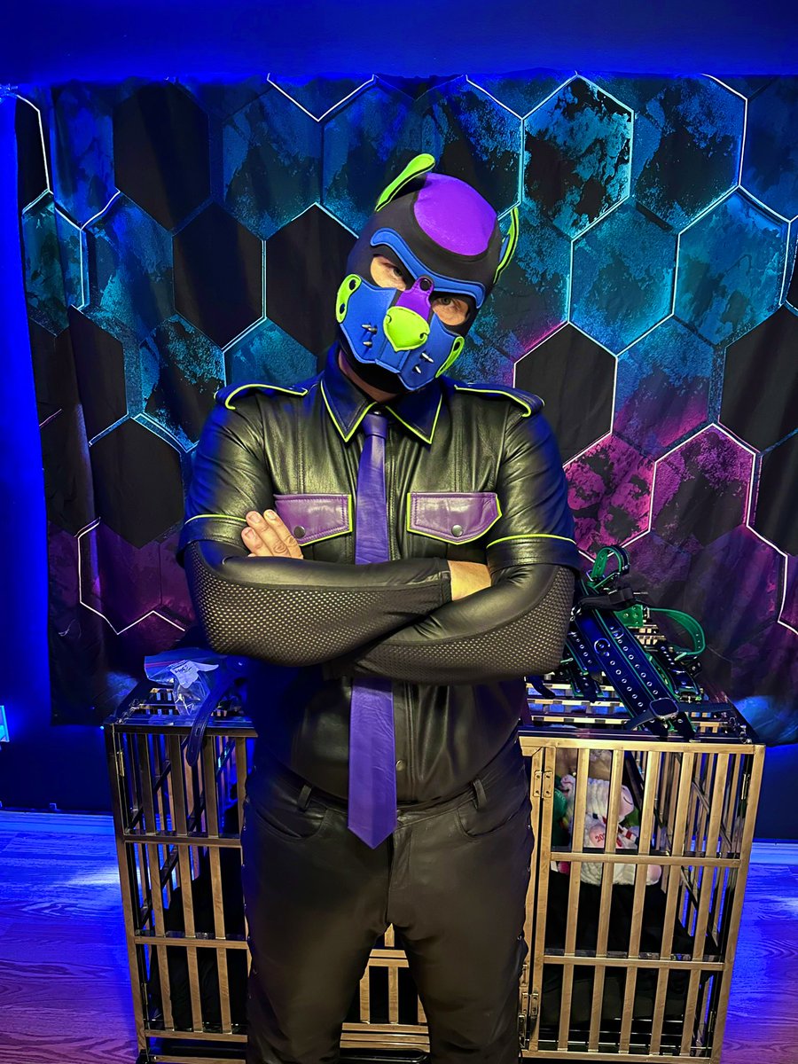 Its been a while, work had me a bit busy. Now Im bored 😈