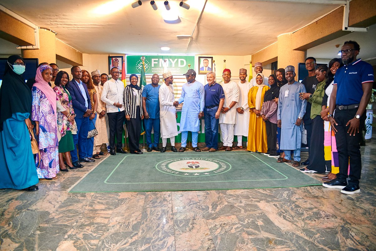 BulkachuwaKabir's tweet photo. 11th September, 2025. Arrival Day of #AYHS @AfricaYouthHS
A courtesy visit to the Honorable minister of youth development @fmydNG , Comrade Ayodele Olawande Wisdom @ayowisdom_. The delegation comprised members of the organizing committee, our partners for #AYHS and delegates…1 https://t.co/23UzZt2bTm