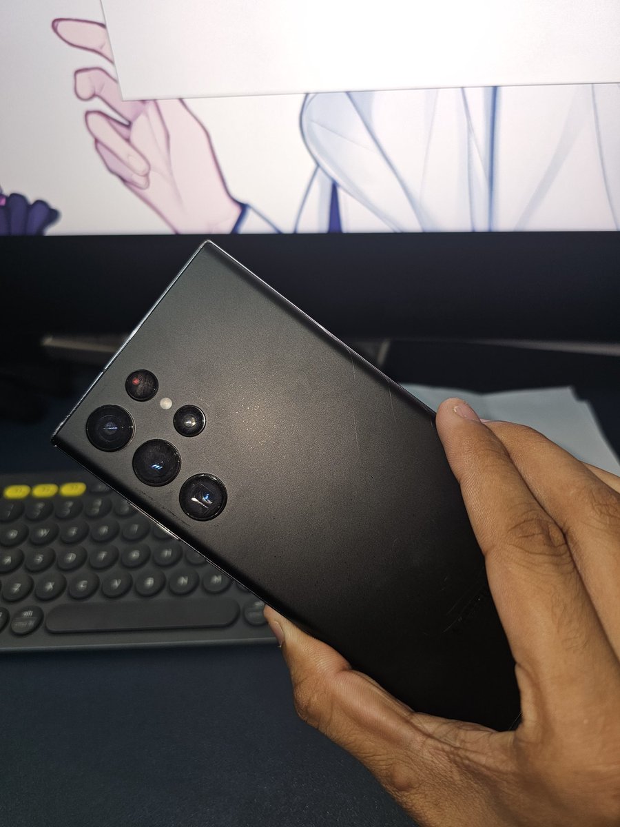 Deepstech06's tweet image. Hey @SamsungMobile @SamsungIndia my Galaxy S22 Ultra got stuck with this error after a software update – ‘An error has occurred while updating the device software.’ Why did this happen to my phone? It was working fine before the update. Please help me fix this!