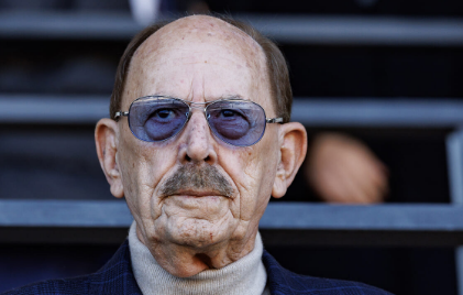 A proposito di odio
Trovatemi un azienda dove un lavoratore che manca
99 giorni su 100 prende ugualmente lo stipendio.
Ecco questi personaggi sono odiosi e viscidi!📌📌📌