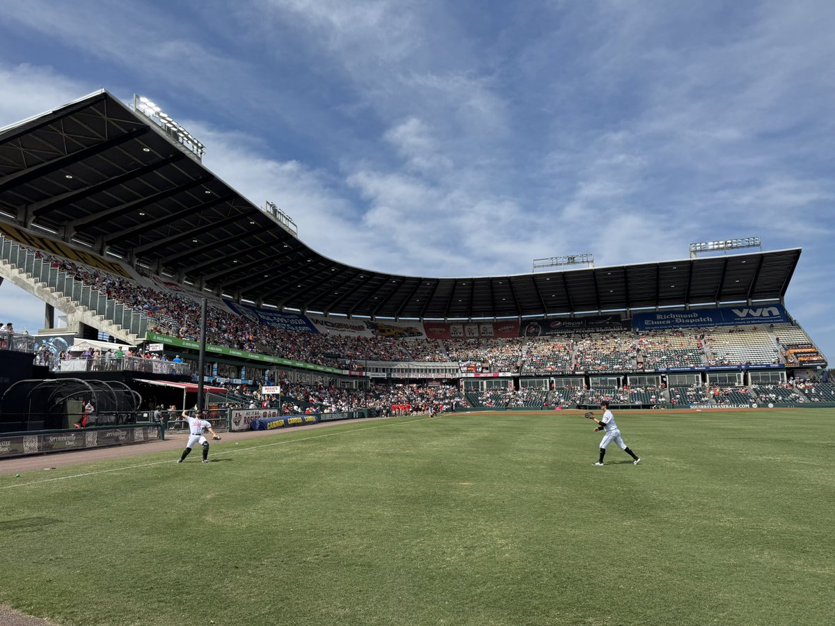 treywilson757's tweet photo. This is it. The final game at The Diamond after four decades as home to professional baseball in Richmond. Hitting the air with @McCormickPxP. 💎

Listen live on @910TheFan, the @Audacy app or online here: https://t.co/T0NdHC7rbY
Watch live: https://t.co/M1cUbObmxM #SFGiants https://t.co/bqdHshK2ST