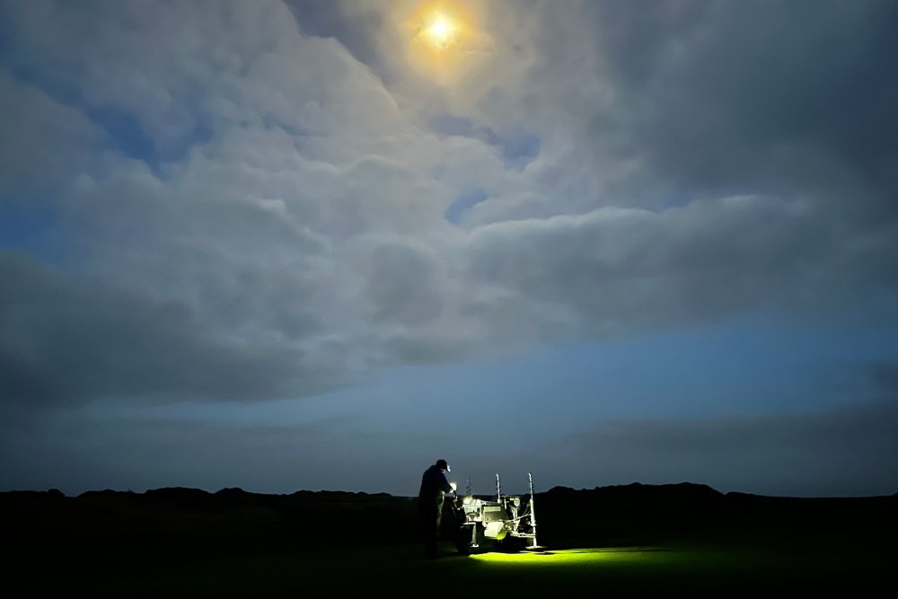 KemperSports's tweet photo. #ThankASuper Spotlight: Old Macdonald (@BandonDunesGolf) Superintendent @EricTLangford 

"My favorite part of the job is how rewarding it is to see our tangible product come to life."

🔗: https://t.co/JYpu2kaF2S https://t.co/z4ZBF9eIzw