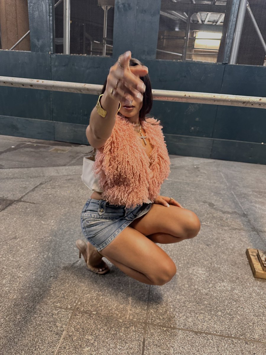 Jessica Peros tweet media