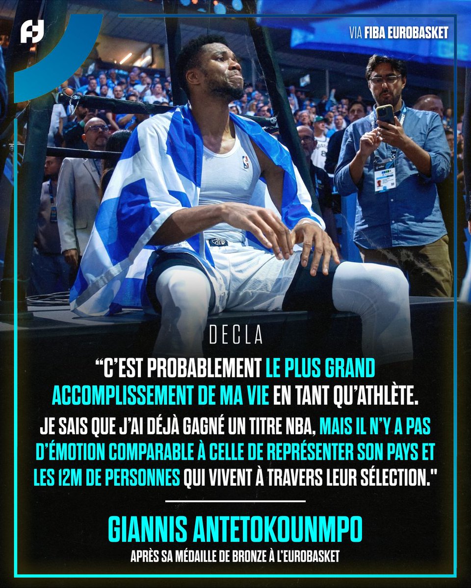 L’émotion et la fierté de Giannis Antetokounmpo après sa médaille de bronze 🇬🇷🥉

Il a ajouté :
"Je ne parle pas beaucoup, j’aime que mes actions parlent pour moi. Je ne fais pas semblant, j’aime le basket. Je n’aime pas les médias, je n’aime pas être connu, j’aime juste le