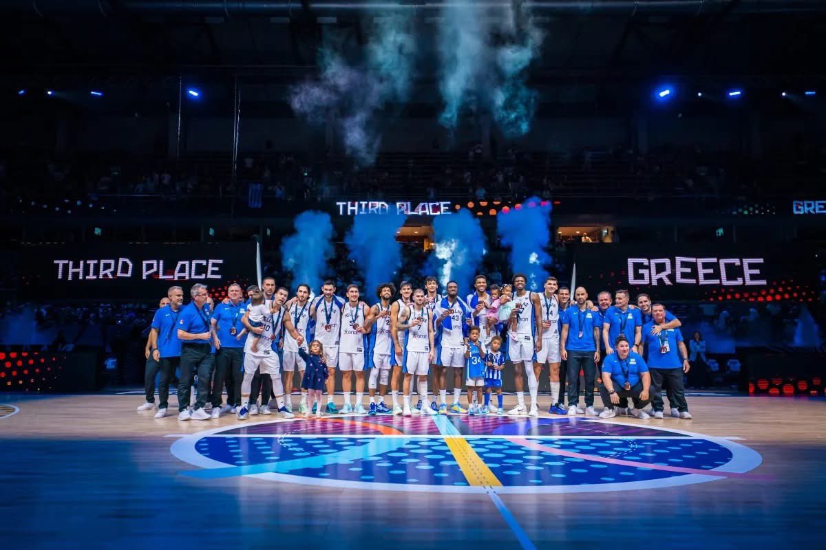 ΓΡΑΨΑΤΕ ΙΣΤΟΡΙΑ.
Σας αξίζουν όλα τα μπράβο.

Σας ευχαριστούμε!
#hellasbasketball #pantadipla #eurobasket2025