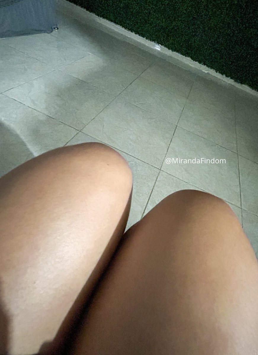 MirandaFindom's tweet image. Para vaciarte la cartera y patearte las bolas primero tienes que suplicar jajaja 😂 👸🏻

#MirandaFindom #Findom #Femdom #PayPig #Sumiso #FootDom