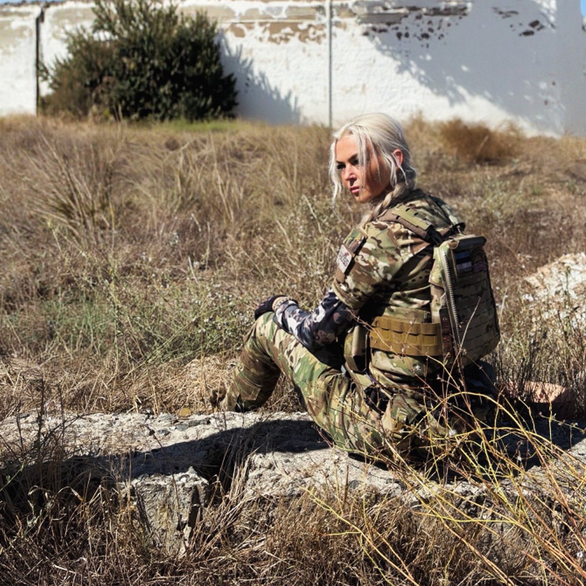 Guys .. due to some unexpected things I’ll be offline for 1–2 days.

All I ask 🙏 please share my pinned tweet &amp; donate if possible. 
Even 1️⃣€ can make a huge difference if each of my 32,000 followers decides to do or can do that small act of kindness.

Thank you 💙💛