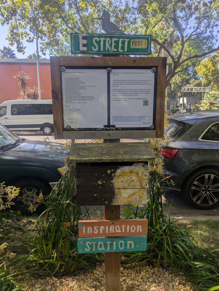 my poems are out with e street post today!!!! up now on their website--AND in person at 20th and e if you're in sacramento :')