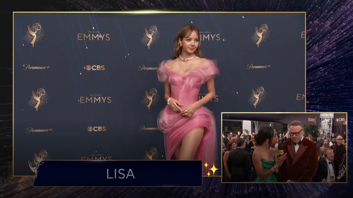 Mitrochondria_P's tweet image. LISA ได้ขึ้นจอในส่วนของจองานหลักที่กำลังฉายโลคอลอยู่ด้วย เขียนว่า LISA อ่ะ ลิซ่าในงาน EMMYS 2025 อ่ะ ไม่คิดไม่ฝันว่า 10ปีที่รู้จักเค้ามา มาถึงจุดนี้แล้วอ่ะ ไอพราวด์ออฟยูมากๆๆๆๆ

#LISAx77thEmmyAwards
#LISA #Emmys @wearelloud