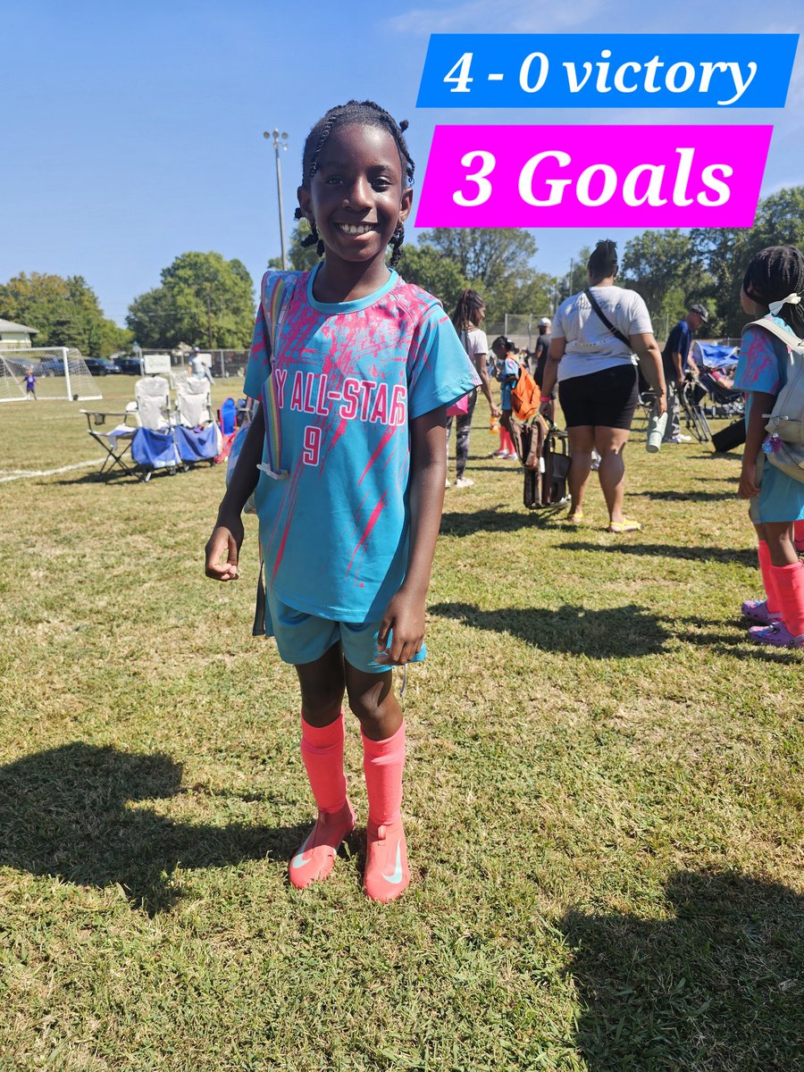 Babygirl is doing her thang!!! Let's Go Layla!! 🍎⚪️💪🏿