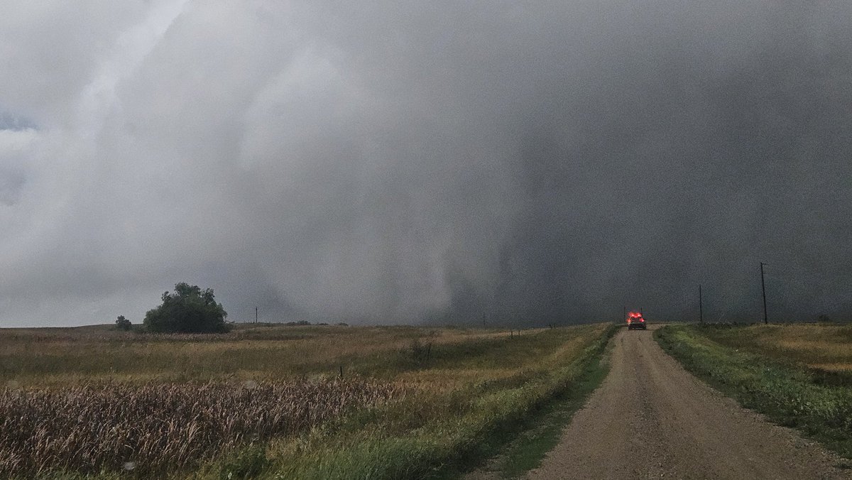 AaronRigsbyOSC's tweet image. Large wedge north of mercer ND on new storm #NDwx