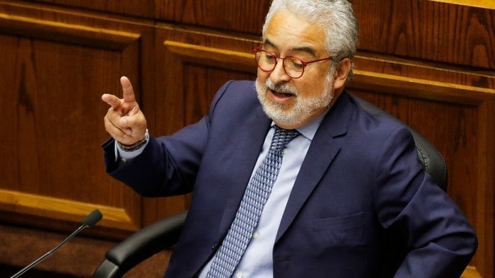 ¿Está sobre la ley? Resolución judicial advierte que Luis Hermosilla  incumplió arresto domiciliario por Caso Audios

El Juzgado de Garantía de Santiago confirmó, según publicación  de ESTAPASANDO.CL, que el abogado Luis Hermosilla incumplió su arresto domiciliario en el