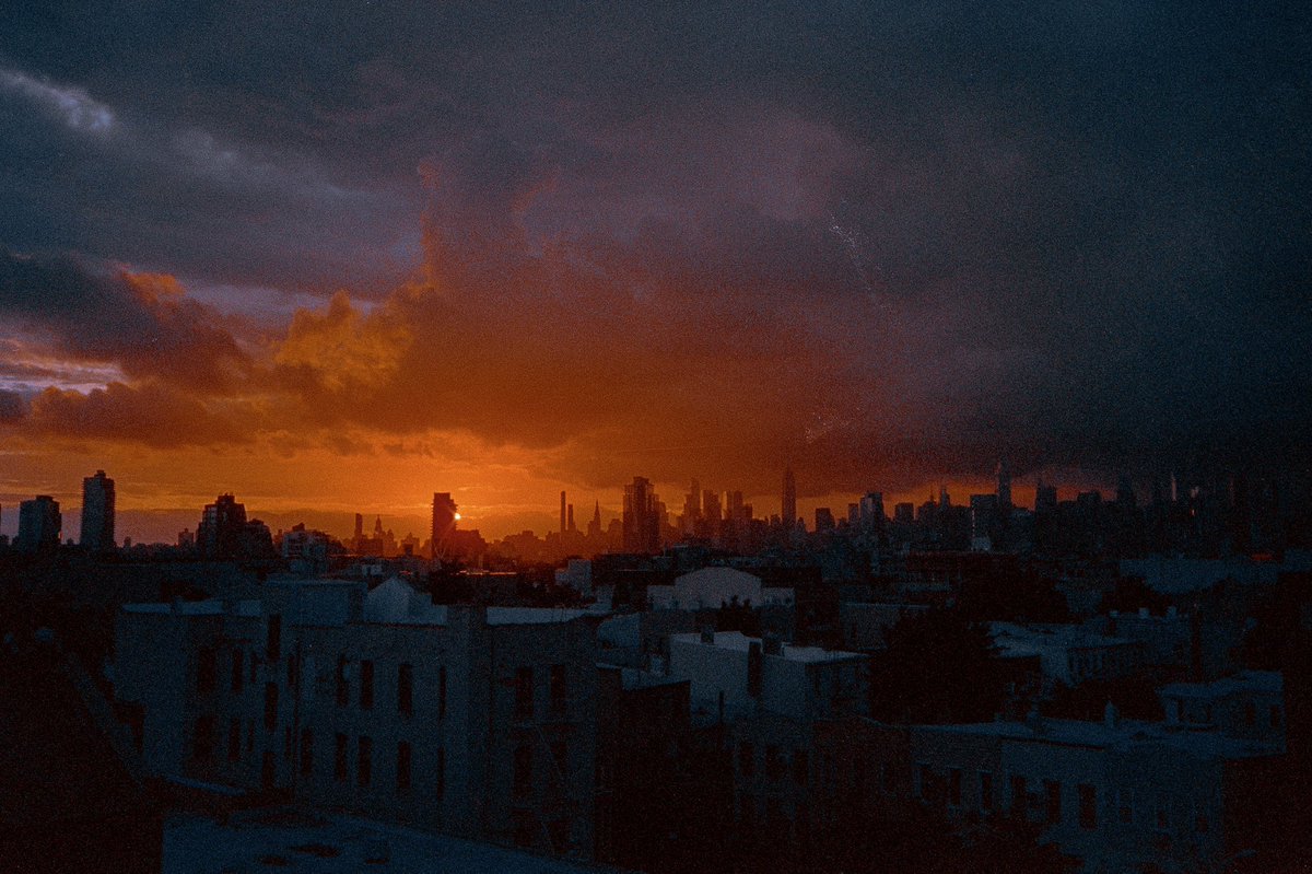 ckendallgarrett's tweet image. outgrowing the city