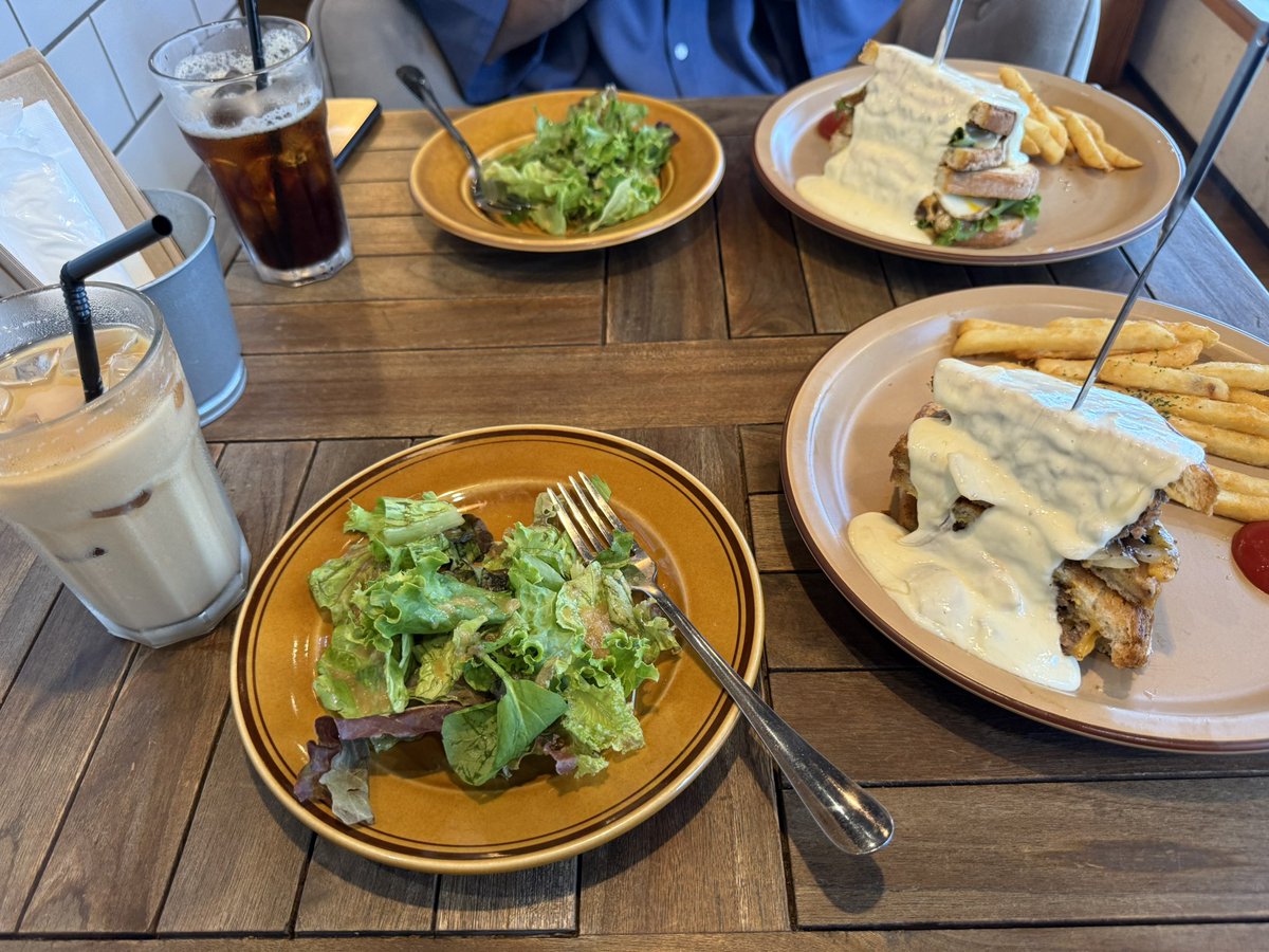 prurukn's tweet photo. 昨日のランチお腹いっぱいこれは、デブ活間違いない😆 https://t.co/DwjBJeGeNp