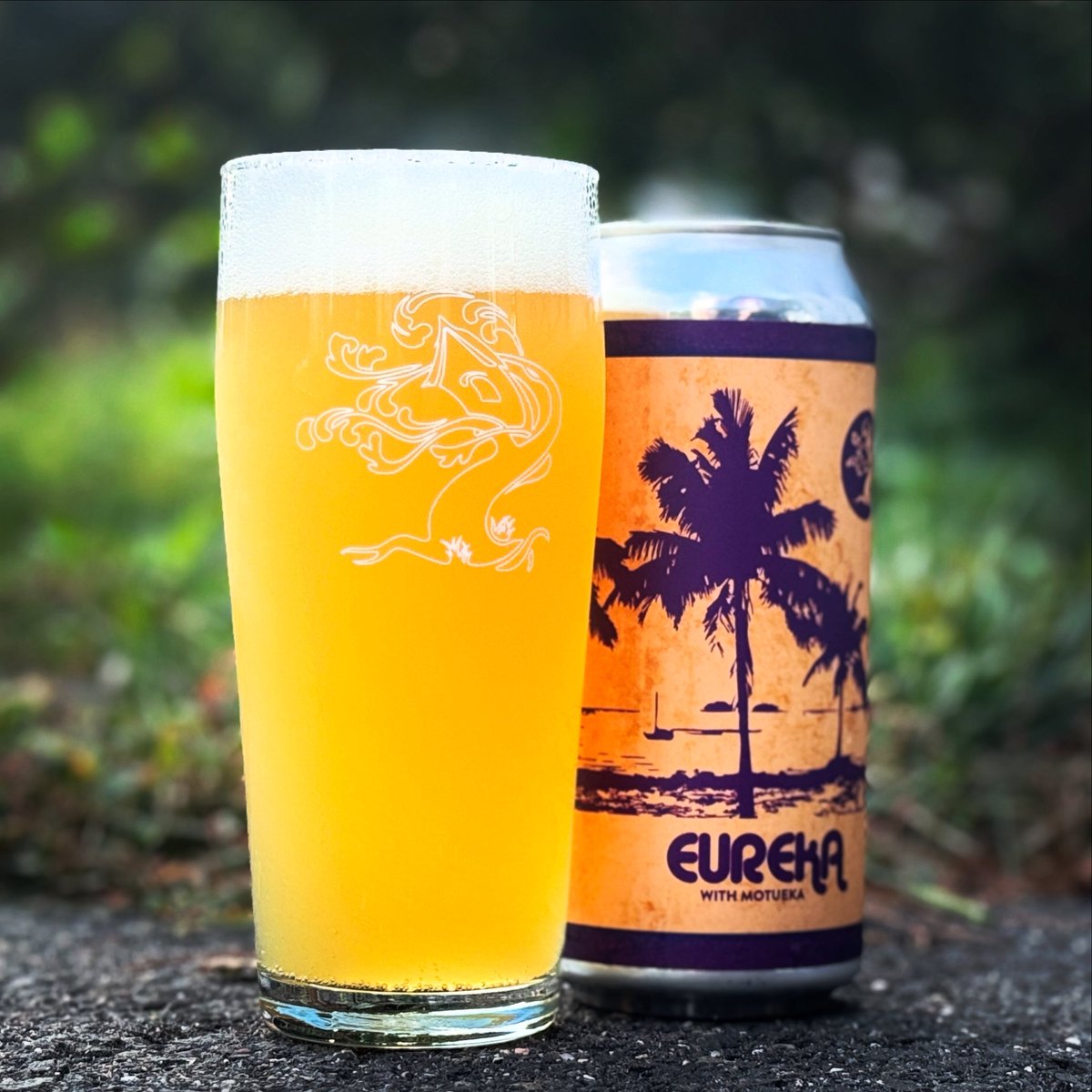 Next up Eureka w/Motueka! This is tasty! Cheers <a href="/TreeHouseBrewCo/">Tree House Brewing Co.🍺</a> <a href="/treehousenate/">Nathan Lanier</a> <a href="/TreehouseLdog/">Tree House L-Dog</a> <a href="/jomobono/">Jay Omobono</a>