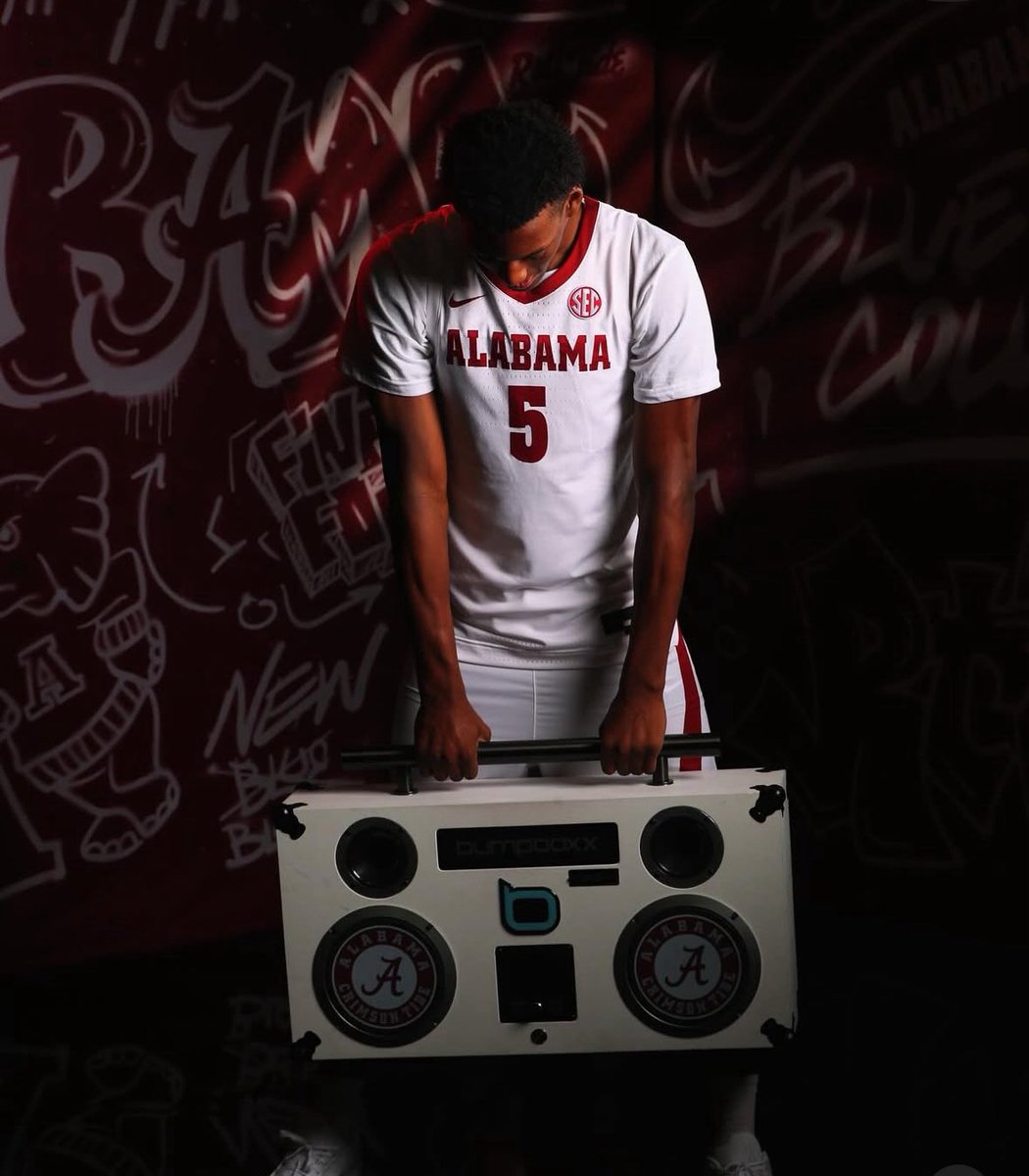 blakebyler45's tweet photo. 5-star guard Dylan Mingo shared photos from his Alabama visit over the weekend on his Instagram: https://t.co/nWge608HSj