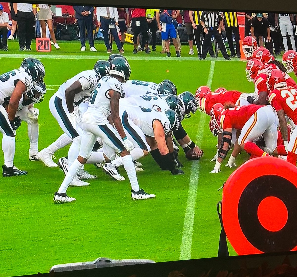 mrnarwhalsdad's tweet photo. @MySportsUpdate There have been guys lined up in the neutral zone every time. https://t.co/keTaZJfn4o