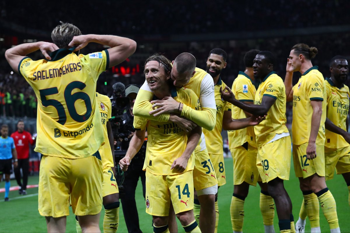 PELAN-PELAN, MILAN

AC Milan udah mulai menunjukkan kalau mereka adalah timnya Max Allegri:
- Penguasaan bola kecil
- xG kecil
- Menang tipis-tipis

Tiga poin yang utama. Yang spesial di laga vs Bologna tadi, pencetak gol adalah om Luka Modric. Masih kuat main 90 menit!