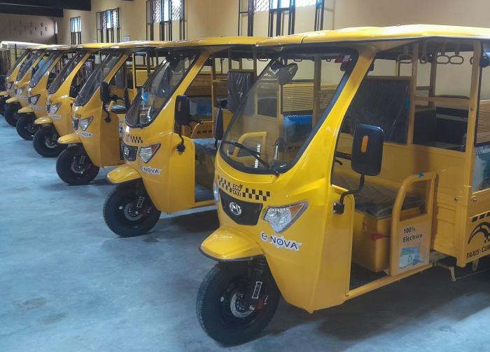 🇨🇺| Ciudad de #Camagüey refuerza transporte con triciclos eléctricos

👉🏻🔗acortar.link/NWBwvV