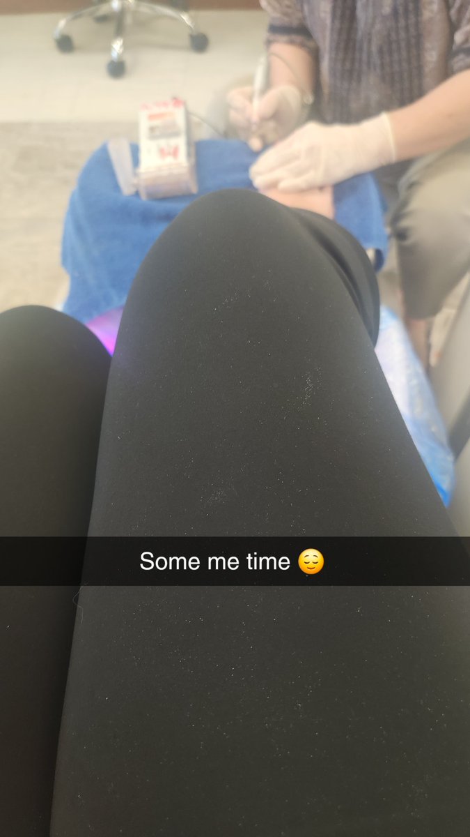 DakotaSeven7's tweet photo. Pedicure day!! 🥰 Much needed 🥰 
#pedicurelove #Feet #freshpedi #feelseller #contentcreator https://t.co/piJEwcBWY9