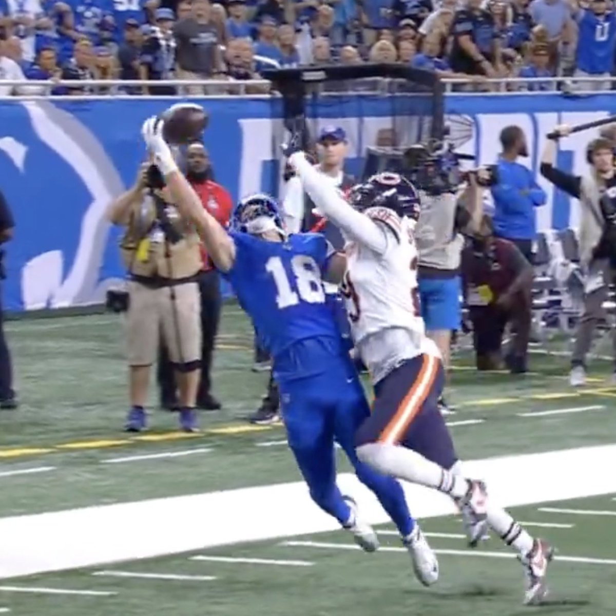 FanDuel's tweet photo. Isaac TeSlaa's first two NFL receptions

#NFL | #OnePride https://t.co/qaqTxtvS5l