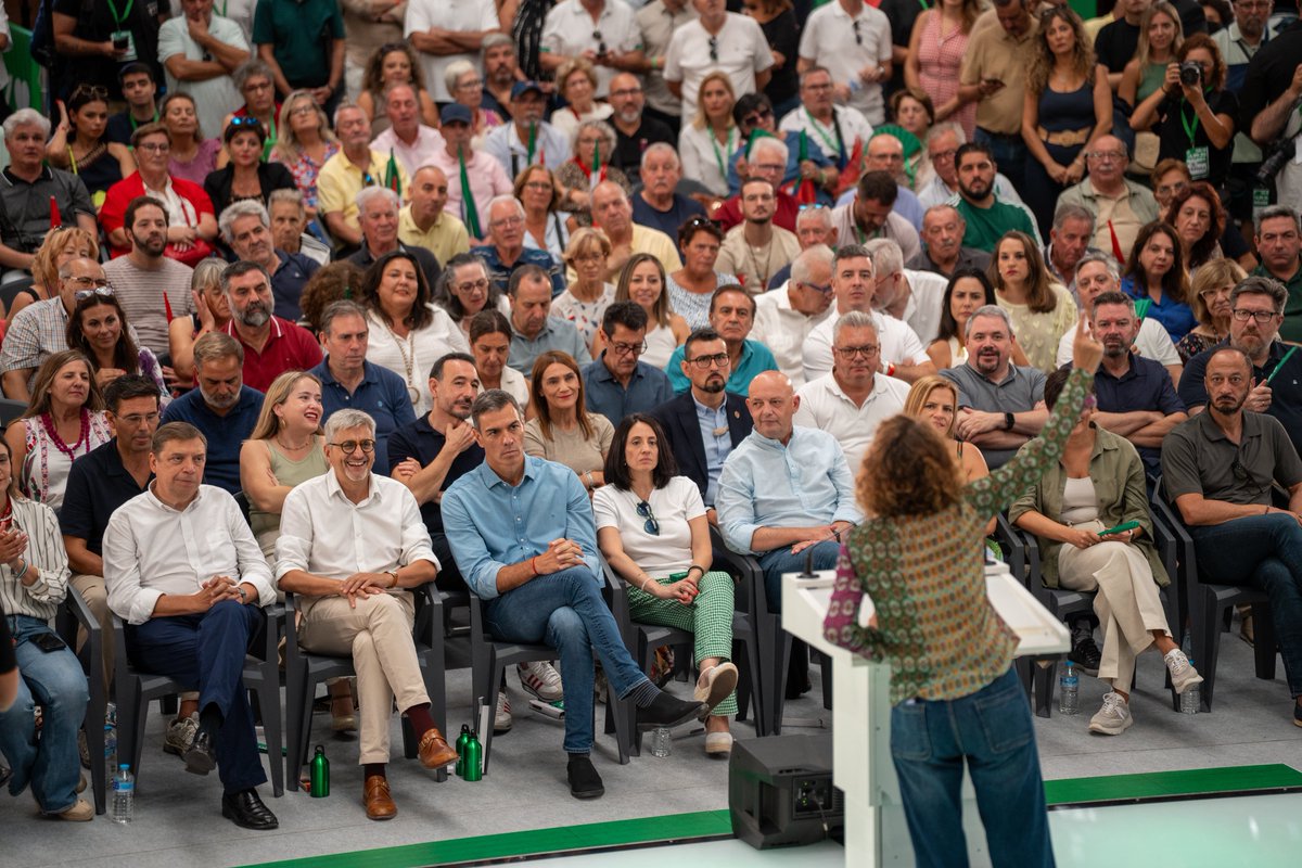 “Abre tu mente y descubrirás lo que disfruta la gente de la vida. Abre puertas, busca una salida y otros curarán tus heridas”

🎶🤘🏼 open.spotify.com/track/1PgMmLl8…