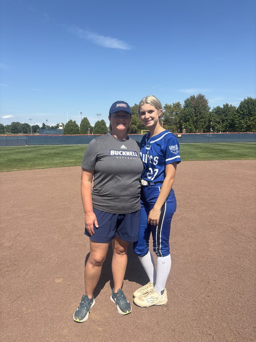 Kitt_Testa28's tweet image. Spent my Saturday morning at @Bucknell_SB ! Thank you so much for the invite @CoachBradPosner I can’t wait to be back!!! I had a great time!Go Bisons!! 🧡💙 @LDukesAntuono @LadyDukes_Razo @LadyCardsb