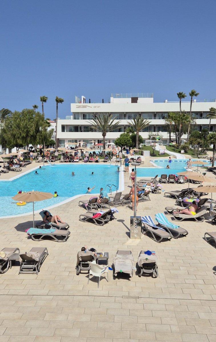 Relax, sweem, enjoy 💦💦💦
#playaparkzensation  #hotelescanarias #fyp  #hotel4estrellas #videos  #hotelmoments #hotels  
#viajar  #visión #loves_canarias #lovetravelling✈️  #holidays #travelling #travel #trip✈️ #trip #wonderful_places <a href="/Playaparkftv/">PlayaParkZENsation</a> #wonderfuldestinations