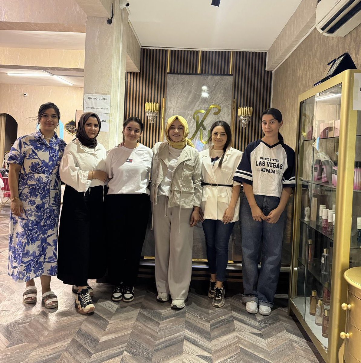 Bir Pazar günü buluşması …🤍 #sanliurfa 
<a href="/kbra_tursun/">Kübra ünlü</a> <a href="/Zehracadirci/">Zehra Çadırcı Çelik</a> <a href="/cananaglamis/">canan ağlamış</a>