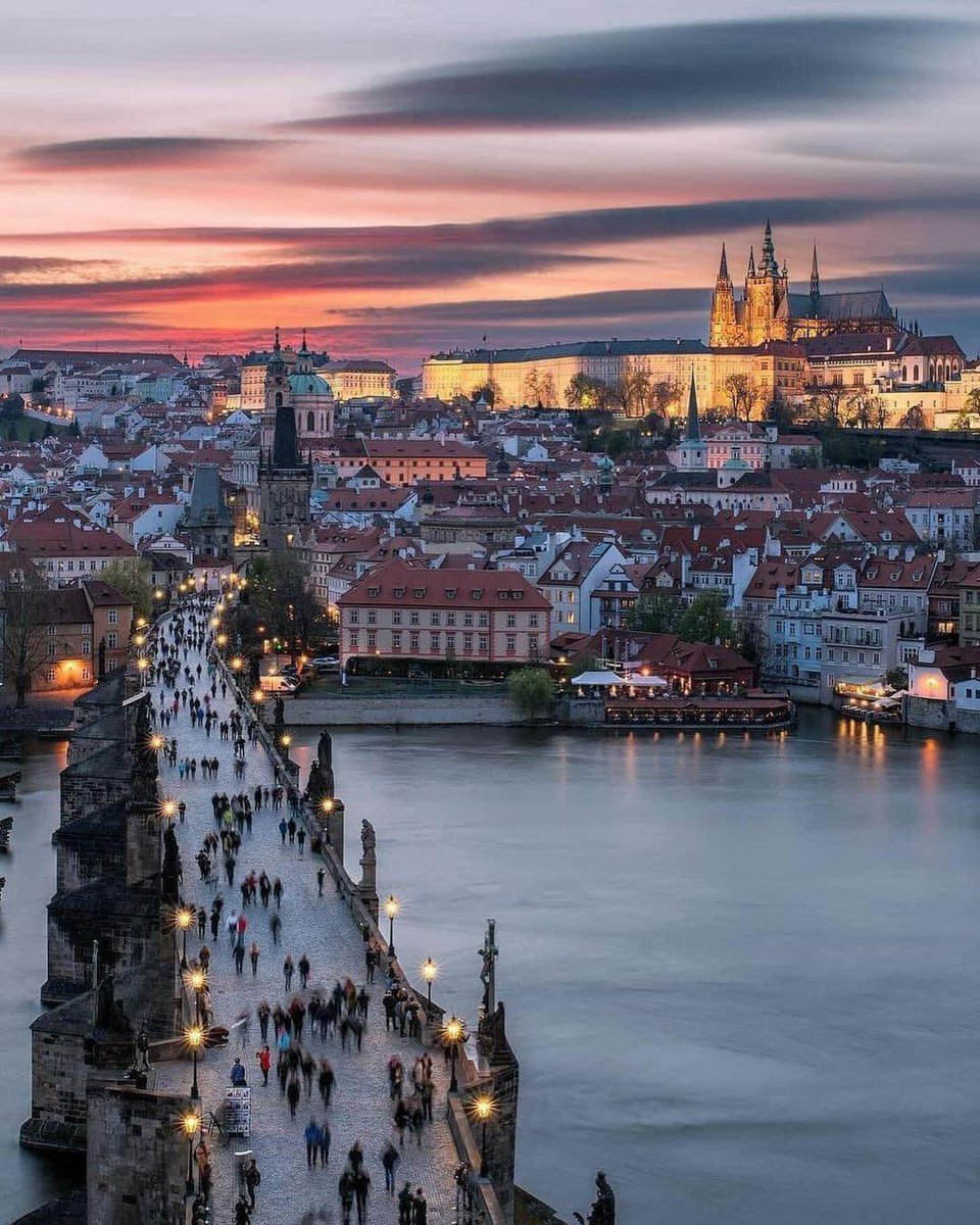 ruby_willi62642's tweet image. Prague, Czech Republic