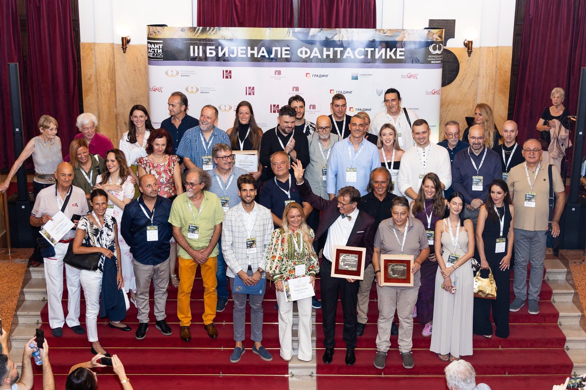 IlijaMKolarac's tweet image. ✨Treće Bijenale fantastike otvoreno je 13. 9. u Foajeu #kolarac✨
‼️ Prva stručna vođenja su 15. i 16. 9. u 18.15 kada će publiku kroz izložbu voditi prof. dr Oliver Tomić.
Bijenale je otvoreno svakog dana od 10 do 22 časa do 12. oktobra #galerijakolarac
📷Tamara Stojanović