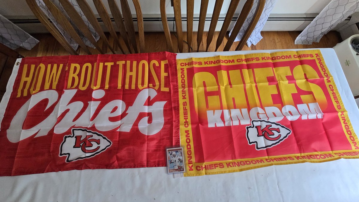 coryphillipsrx's tweet photo. Got these Friday and can't wait to get these hung up for game day! Thank you @ArrowheadLive ! https://t.co/UfgIdar0UP