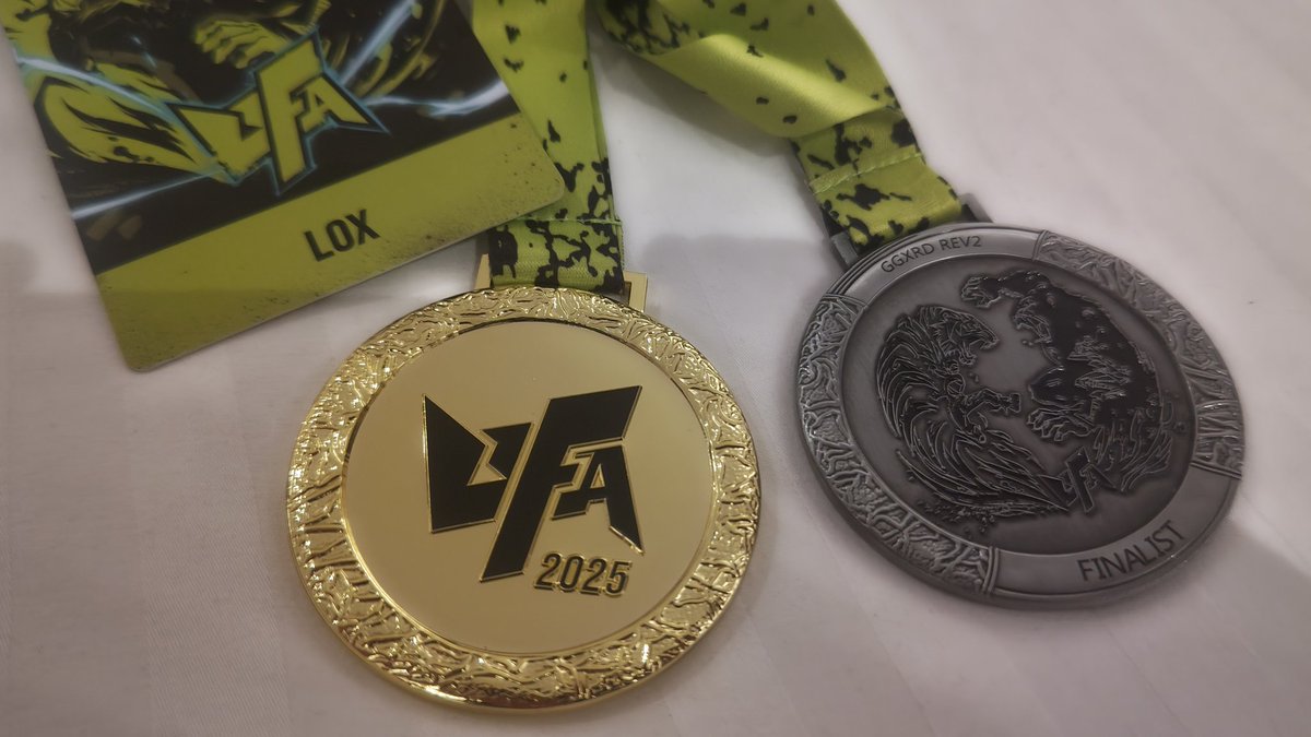 lox_monooki's tweet image. ３日間のUFAはこれにて終了！

GGSTシングルは無念でしたが、
UFA会場でRev2やACPRプレイヤー達が満面の笑みで「Big fan!!」コメントや写真リクエストを多くいただいて、昔からギルティギアやってて良かったと思うばかりです

明日からはサミットと２日間パリ観光してきます