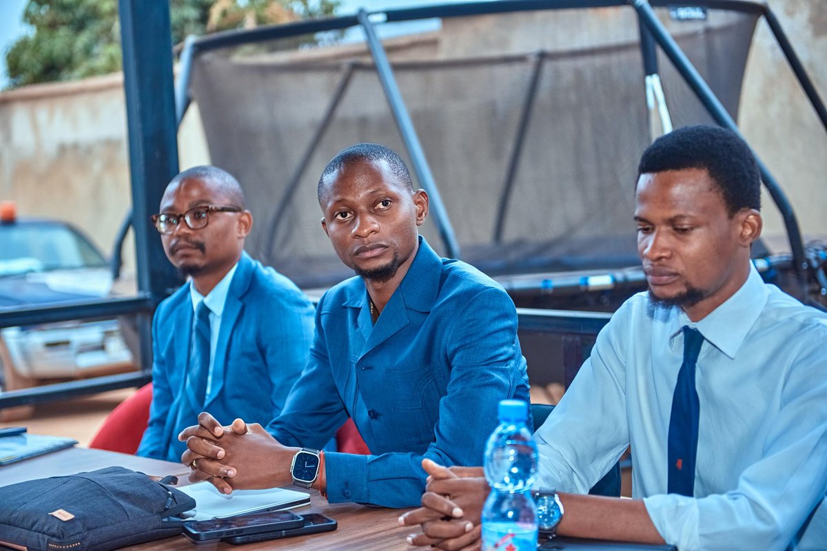 Michael Tshibwid tweet media