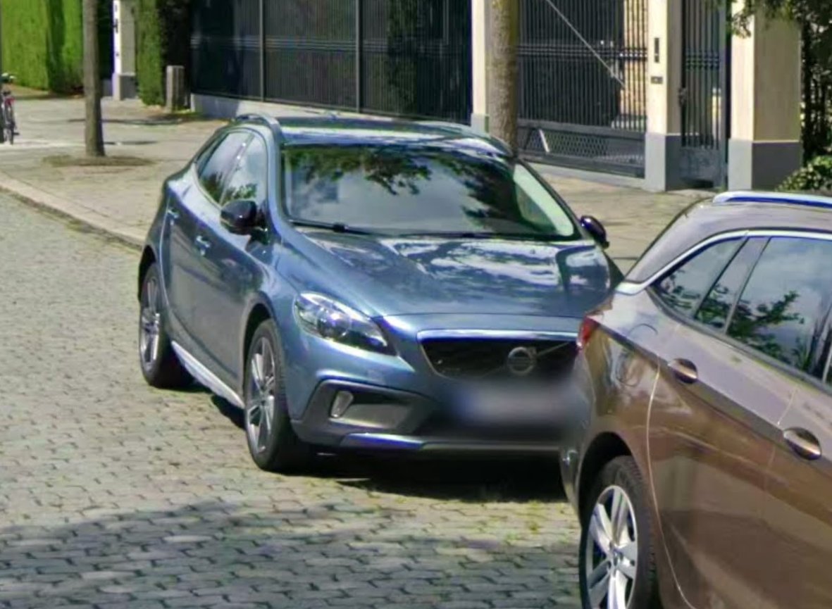 I found my car on google maps! 🚗👀